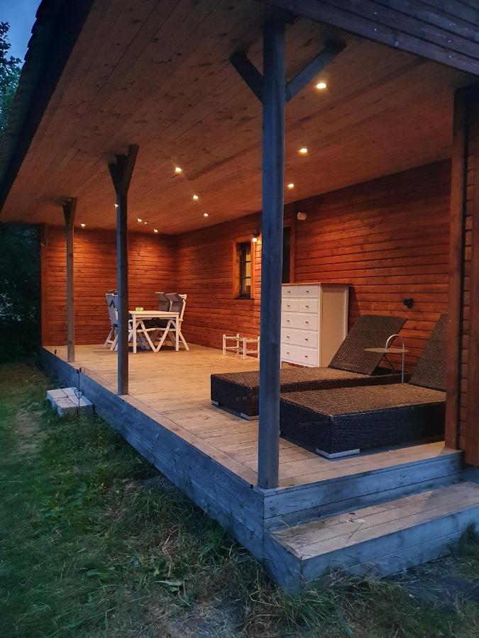 Skogsbaeckens Stugby Ab Villa Tomelilla Exterior photo